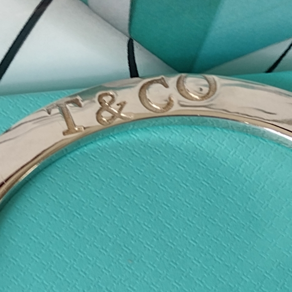 Tiffany Retired Authentic 1837 Cushion Bangle - Picture 4 of 15